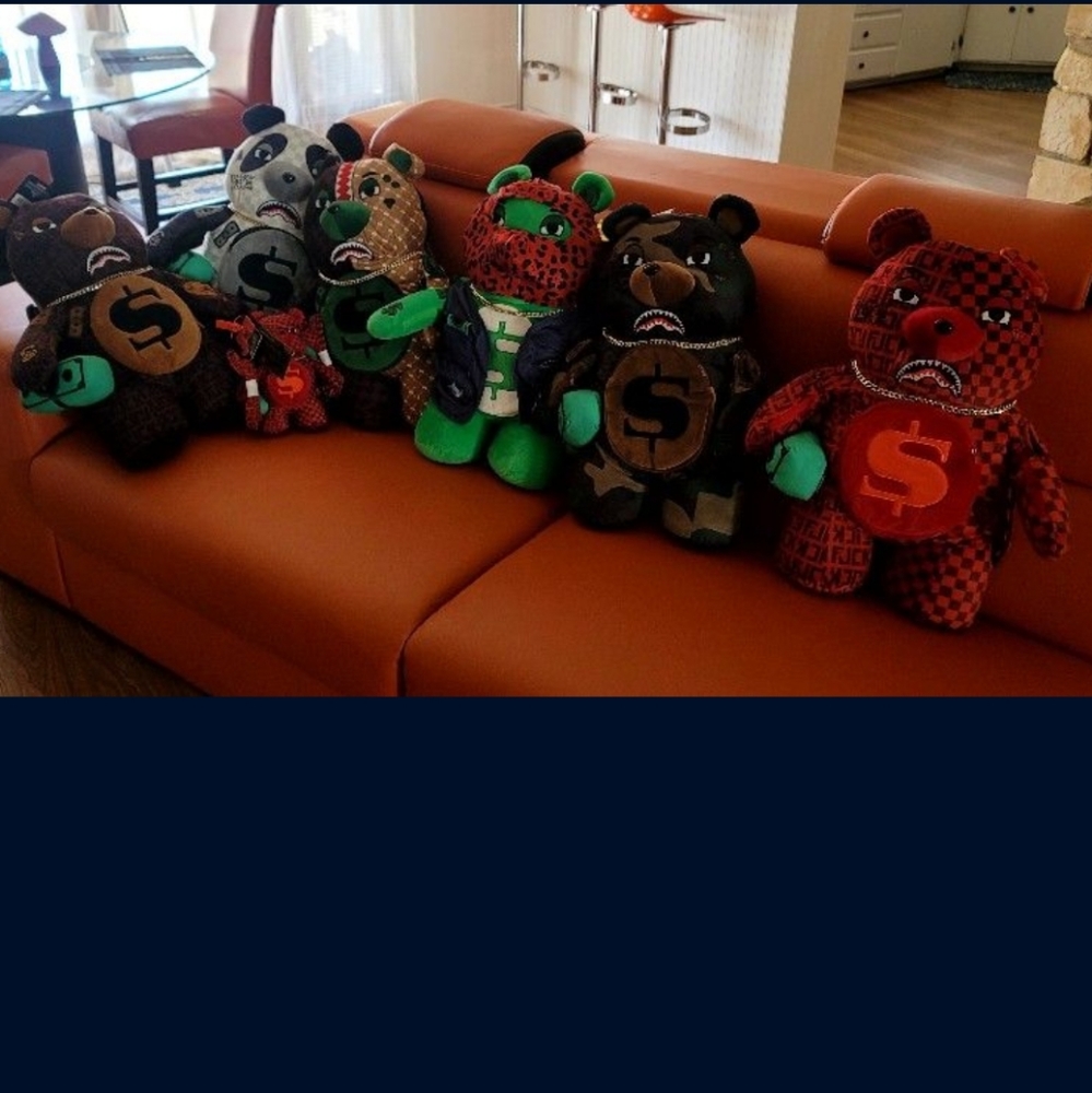 SPRAYGROUND Teddy Bear Backpacks.Prices reflect average price per Bear - Picture 5 of 14